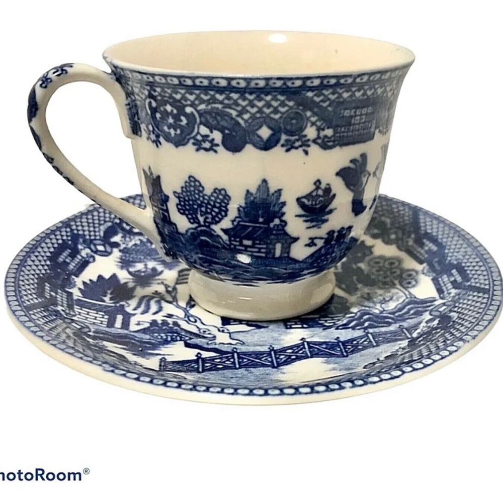 Vintage Oriental Flow Blue Mini Tea Cup Saucer Set Porcelain Japan Crazing 2.5"